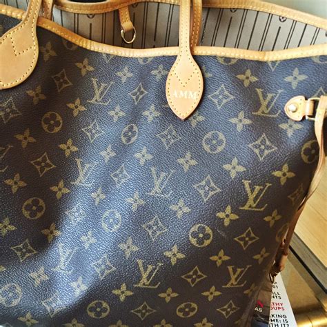 lv hot stamp neverfull